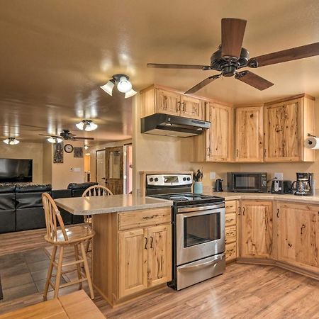 Cozy Home With Canyon Views 2 Mi To Grand Staircase Henrieville Exteriör bild