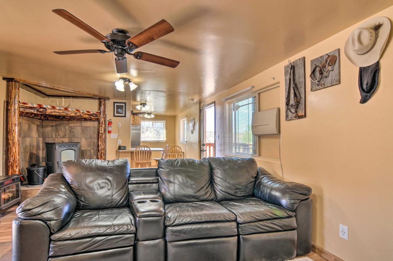 Cozy Home With Canyon Views 2 Mi To Grand Staircase Henrieville Exteriör bild