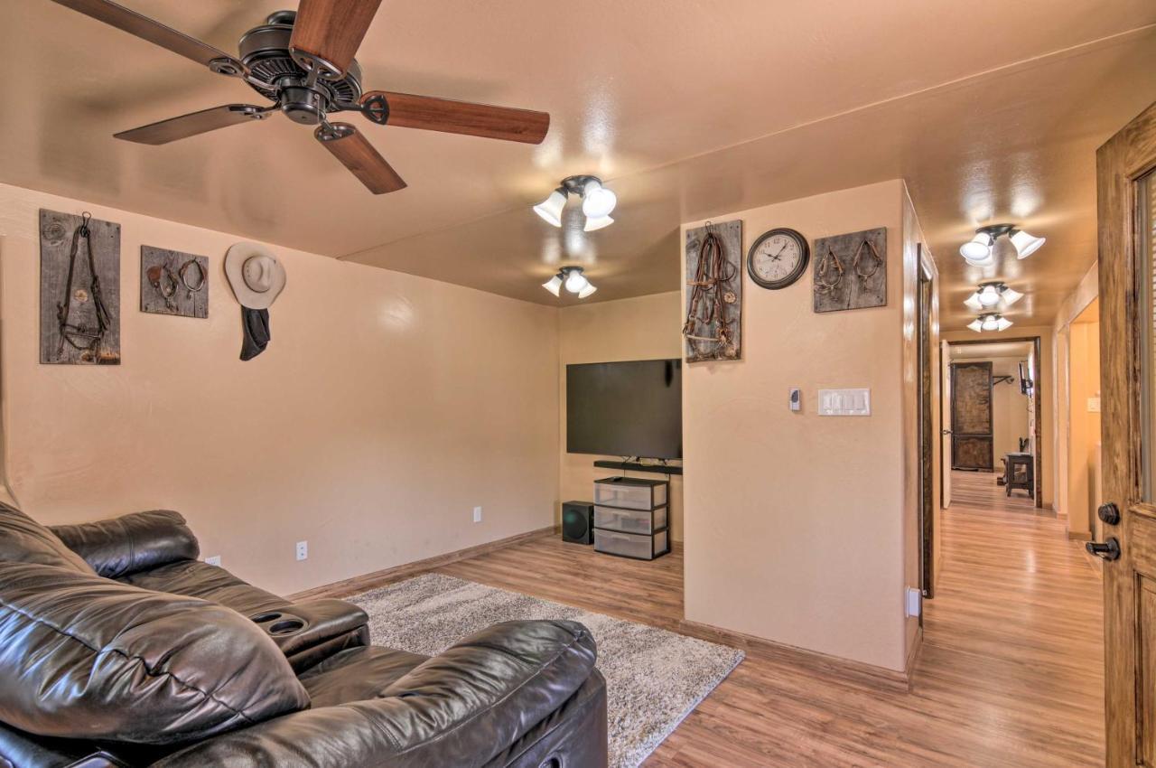Cozy Home With Canyon Views 2 Mi To Grand Staircase Henrieville Exteriör bild