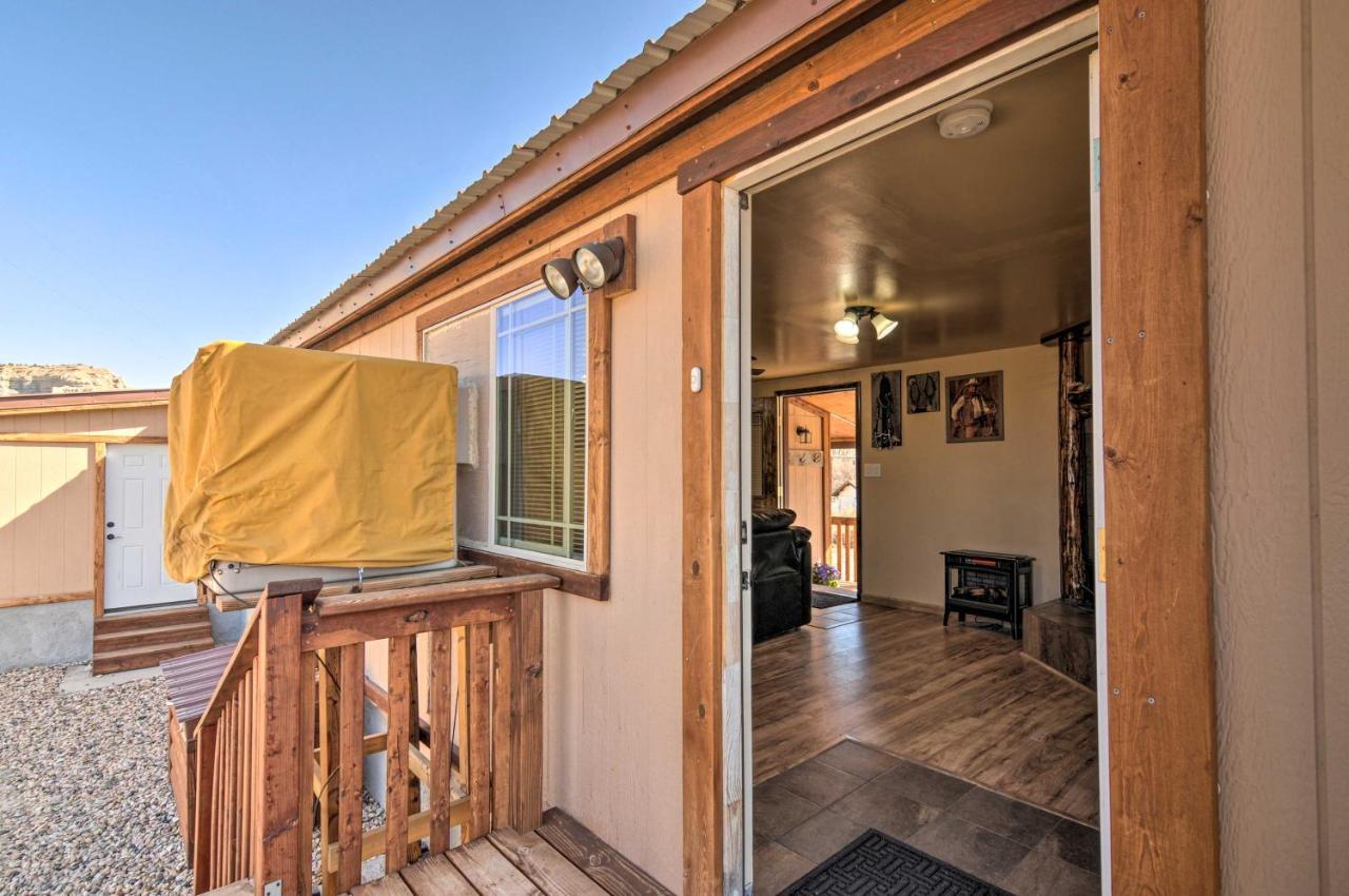 Cozy Home With Canyon Views 2 Mi To Grand Staircase Henrieville Exteriör bild